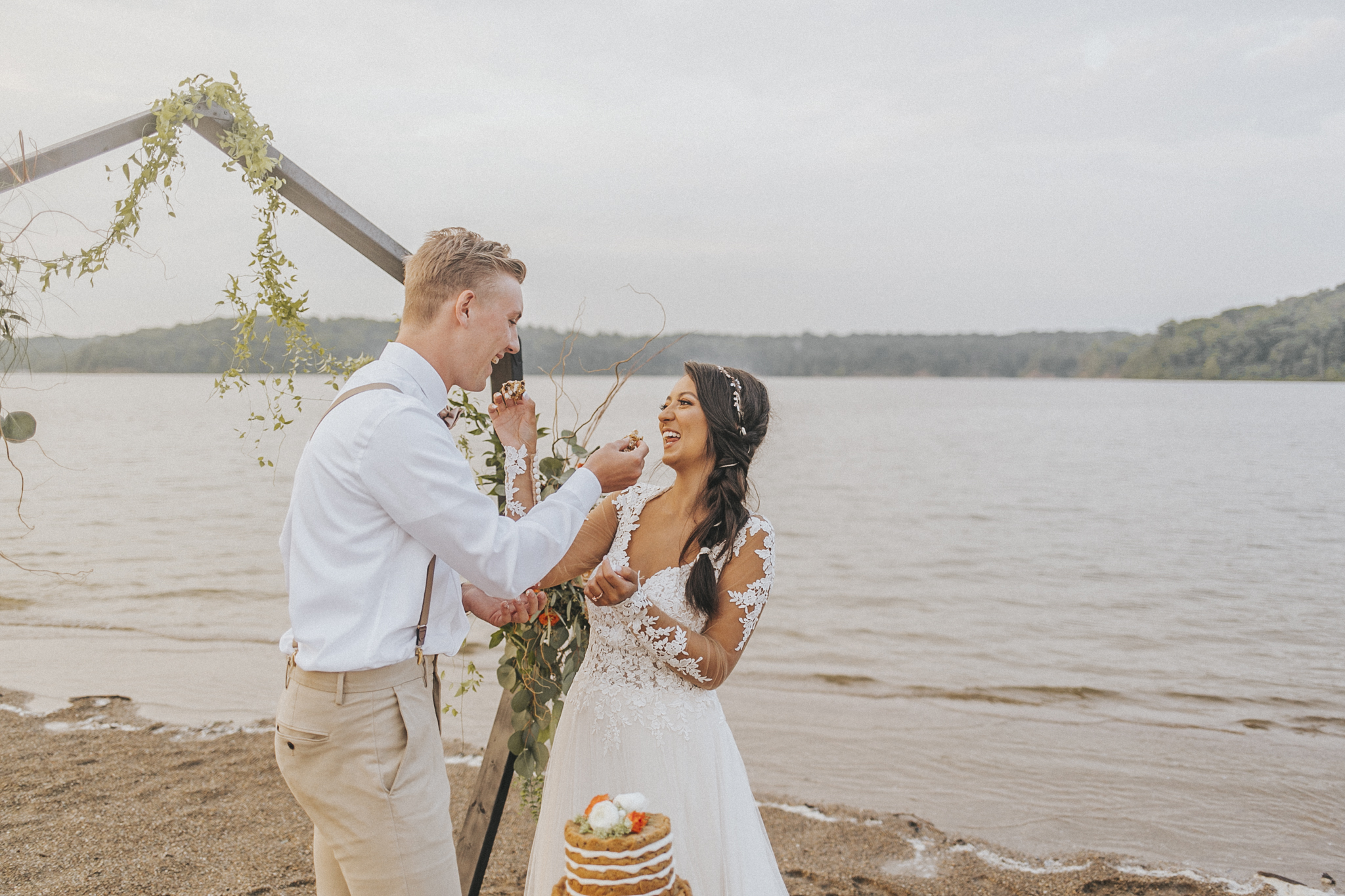  East Fork Lake Boho Elopement by Bare Moments Photography // cincinnati wedding photography 
