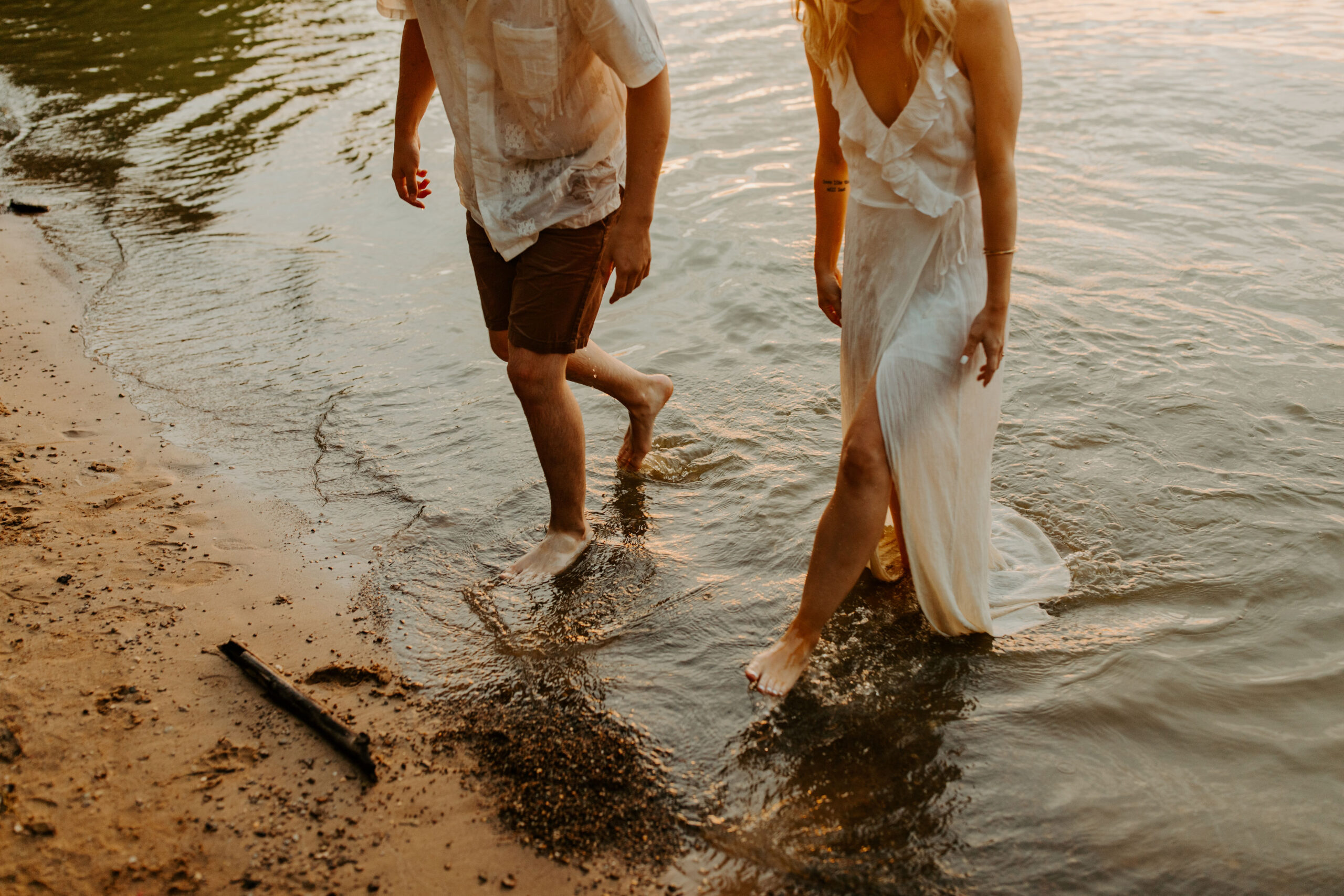 Sunset Engagement Photos at East Fork Lake - Golden Hour Couples Photos 